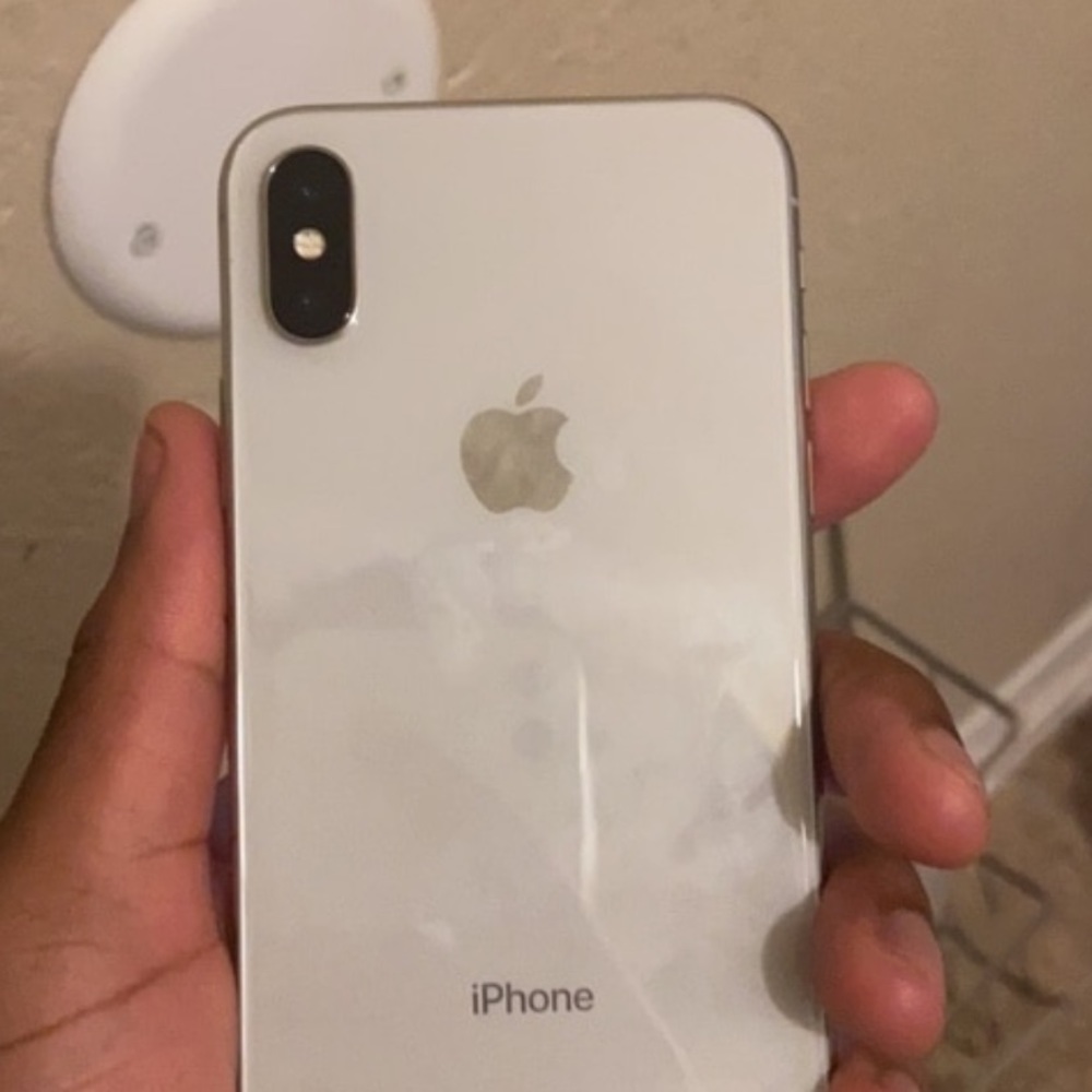 iPhone X